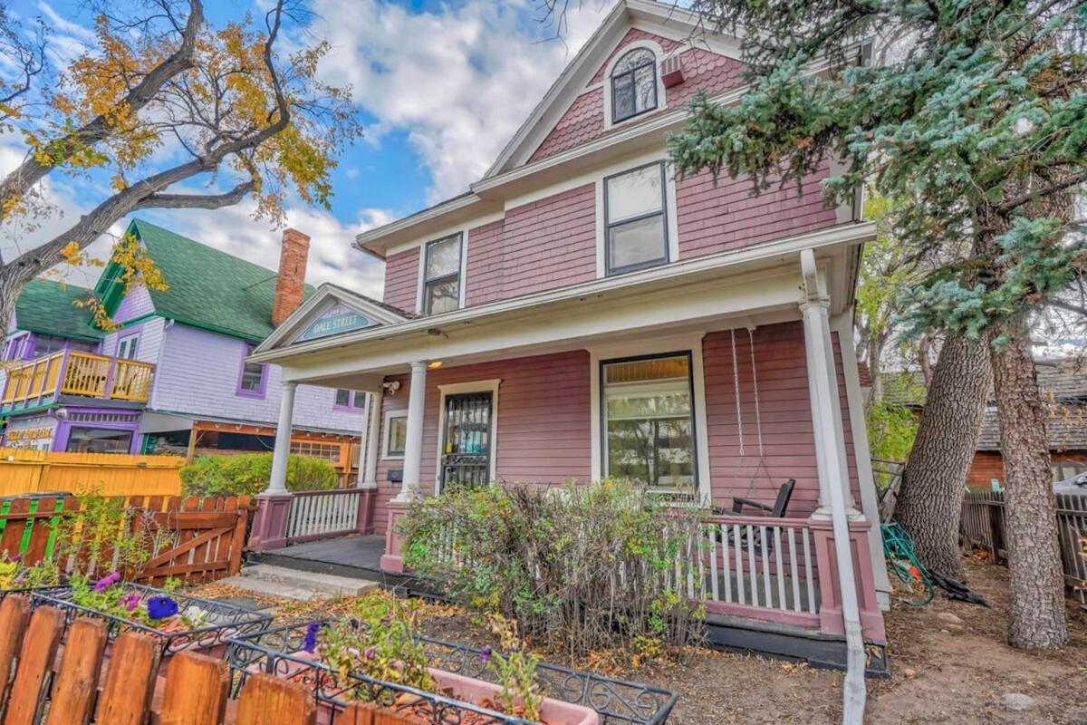 Tiger Lair Walk To Cc Historic Downtown Cos 4Br Villa Colorado Springs Exterior photo