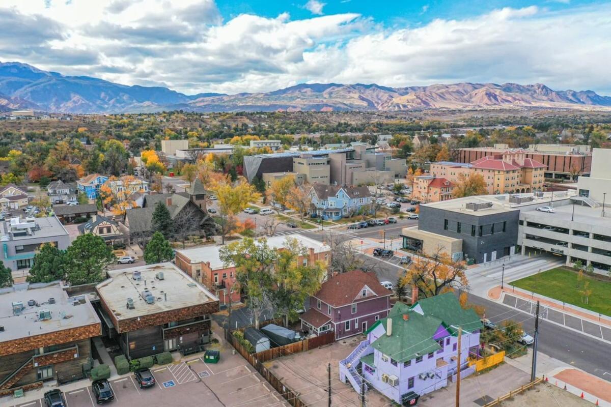 Tiger Lair Walk To Cc Historic Downtown Cos 4Br Villa Colorado Springs Exterior photo